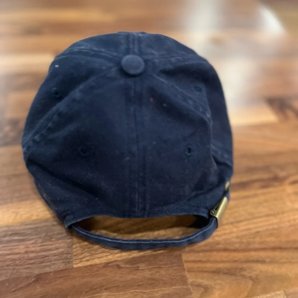 Disney Ball cap in GUC